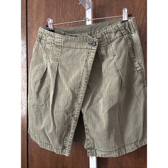 Free People Dresses & Skirts - Free People Womens Olive Green Layered Front Shorts/Skort Size XS Pleated Pocket